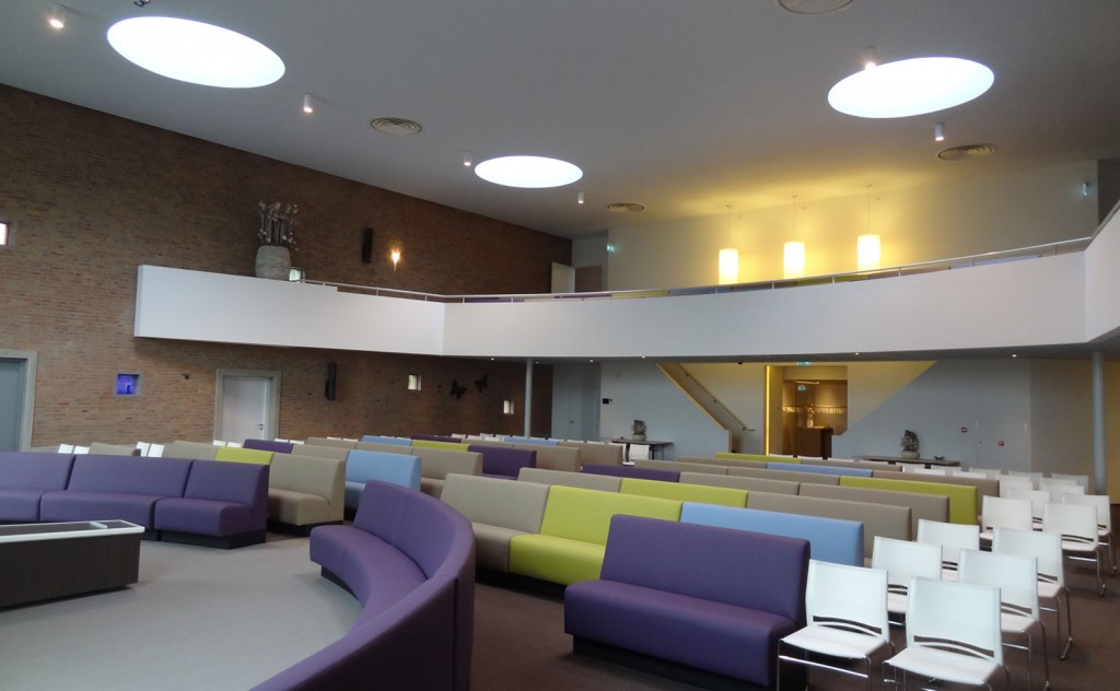 Uitvaartcentrum De einder, Rhenoy